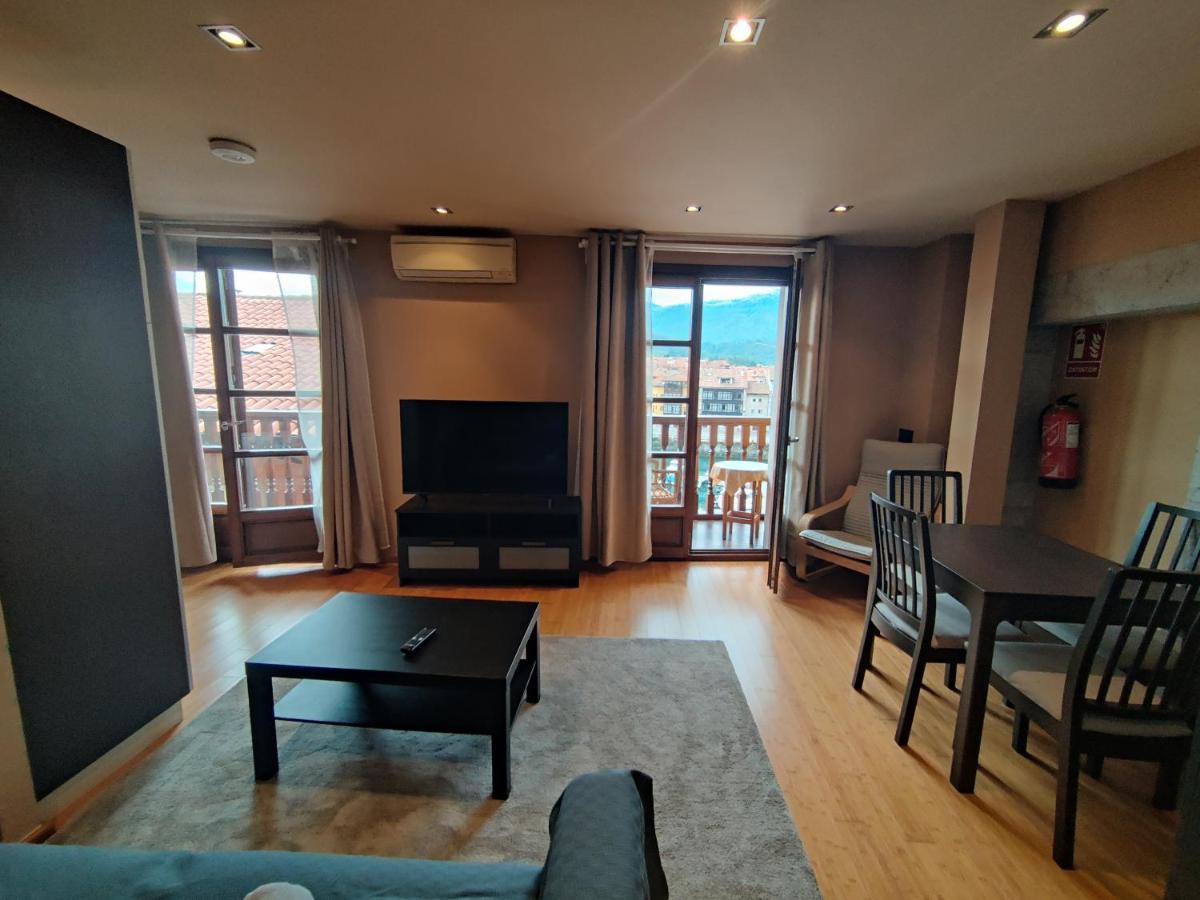 Apartamentos Calle Mayor 23 利亚内斯 外观 照片